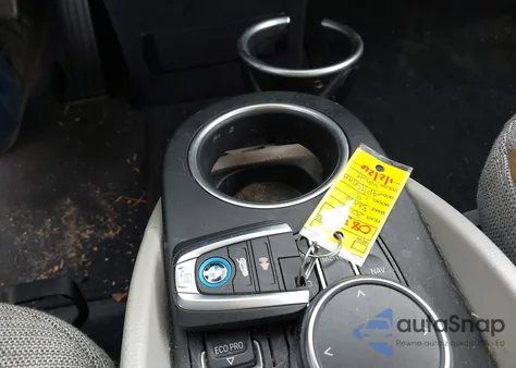 2017 BMW I3 94 Ah W/Range Extender из США, поврежденный, VIN WBY1Z8C39HV895337